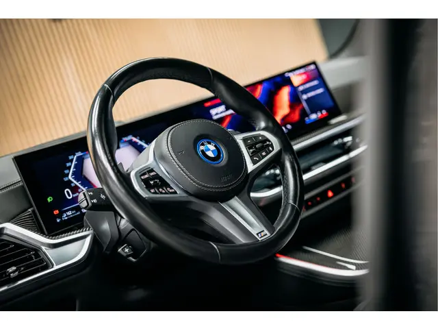 BMW X5 xDrive50e 2023 Hybride Benzine 27