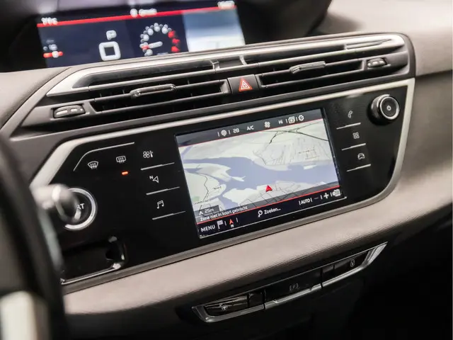 Citroën C4 Picasso 1.6 THP Shine 2017 Benzine 23