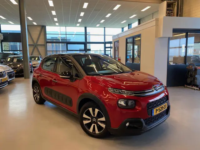 Citroën C3 1.2 PureTech S&S Shine 2018 Benzine