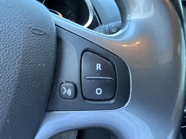 Renault Clio Estate 0.9 TCe Night&Day 2016 Benzine 19