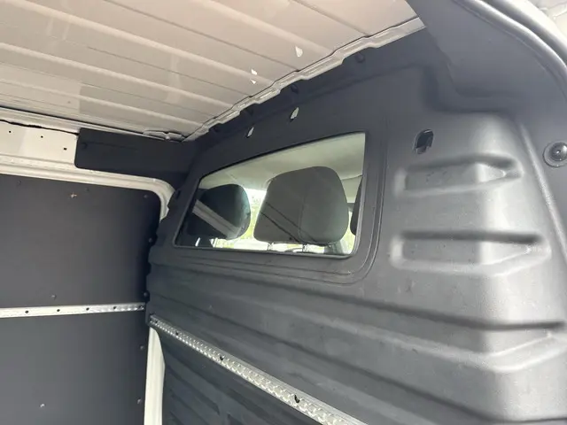 Volkswagen ID. Buzz Cargo 77 kWh L1 2023 Elektrisch 7