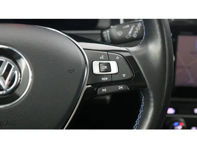Volkswagen e-Golf 36kWh / 136pk E-DITION 2020 Elektrisch 23