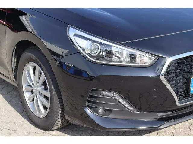 Hyundai i30 Wagon 1.4 T-GDI Comfort 2019 Benzine 13