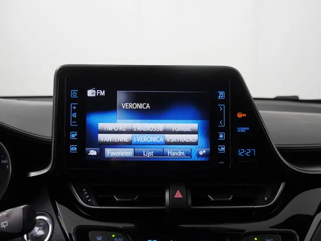 Toyota C-HR 1.2 Dynamic 2016 Benzine 19