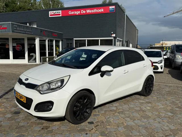 Kia Rio 1.2 CVVT Super Pack 2013 Benzine 2