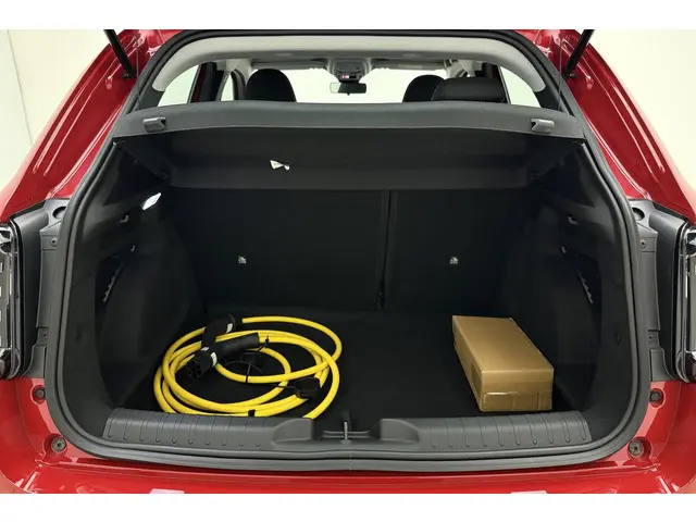 Fiat 600e RED 54 kWh 2025 Elektrisch 7