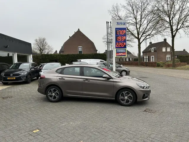 Hyundai i30 1.0 T-GDi MHEV Comfort 2021 Benzine 3