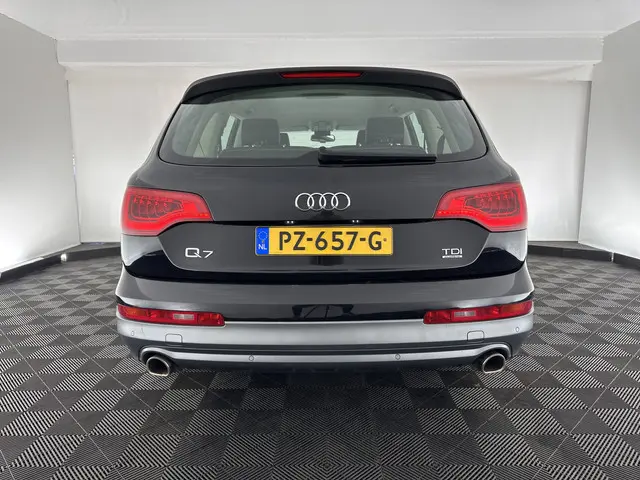 Audi Q7 3.0 TDI quattro 5+2 2012 Diesel 5