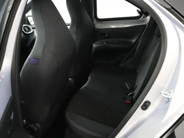 Toyota Aygo X 1.0 VVT-i MT JBL 2025 Benzine 17