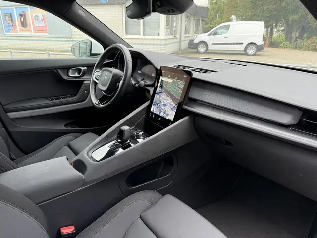 Polestar 2 Long Range Dual Motor AWD 2021 Elektrisch 14