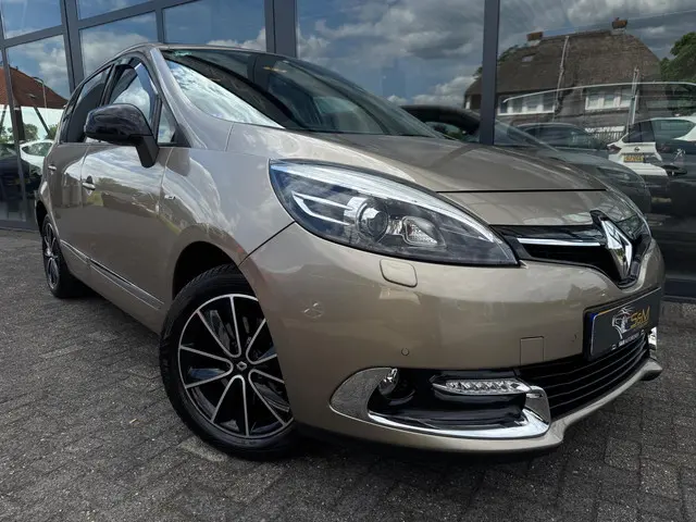 Renault Scénic 2.0 Bose Automaat | Pano. 2013 Benzine