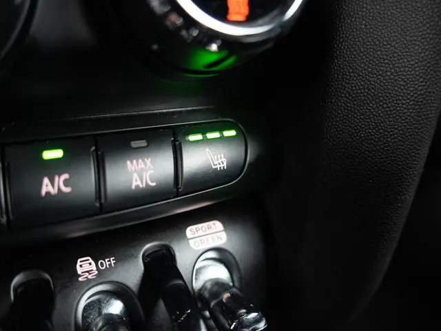 MINI 3-Deurs Cooper Aut. 2020 Benzine 26