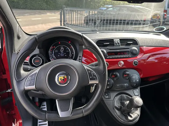 Fiat 500 1.4 T-Jet Abarth Elaborabile 2015 Benzine 12