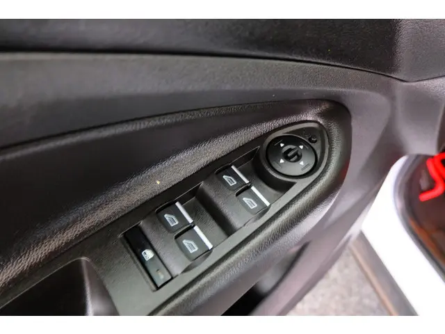 Ford Kuga 1.5 EcoBoost Trend Ultimate 2017 Benzine 21