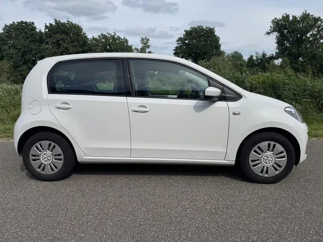 Volkswagen up! 1.0 move up! BlueMotion 2015 Benzine 5