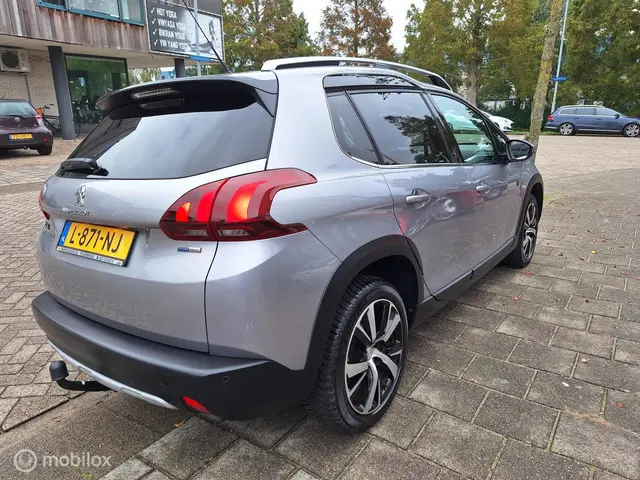 Peugeot 2008 1.2 PURETECH ALLURE CROSSWAY 2017 Benzine 6