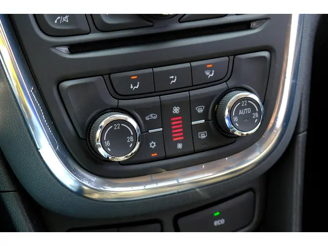Opel Mokka 1.4 T Cosmo Navi|Half Leder|LMV|Cam 2014 Benzine 14