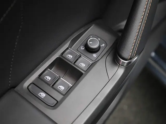 CUPRA Leon 1.4 e-Hybrid 204pk DSG 2023 Hybride Benzine 30