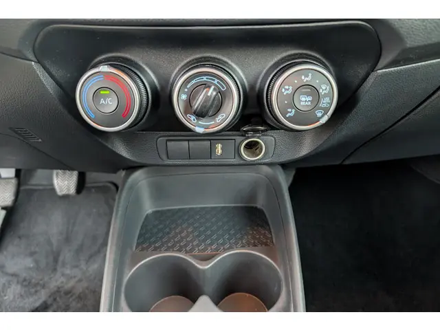 Toyota Aygo X 1.0 VVT-i MT Play 2024 Benzine 22