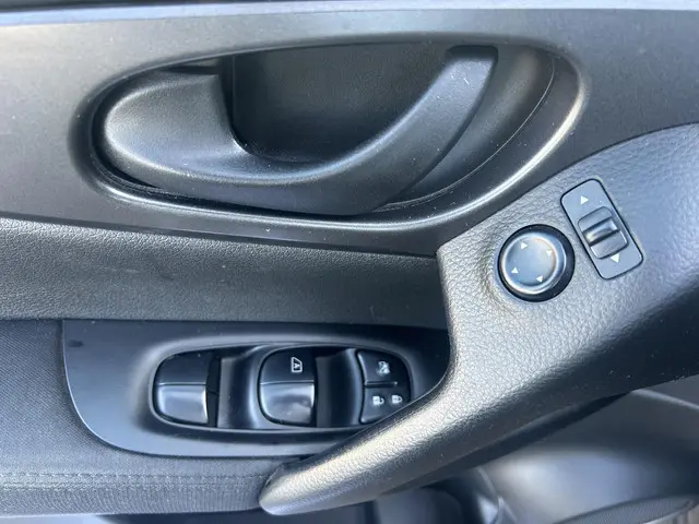 Nissan QASHQAI 1.2 Visia 2015 Benzine 7