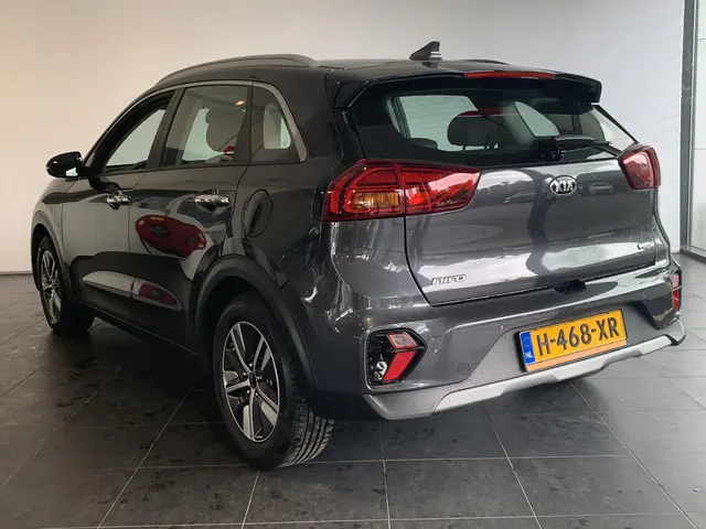 Kia Niro 1.6 GDi Hybrid DynamicLine 2020 Hybride Benzine 6
