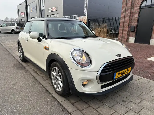 MINI Cooper Mini 1.5 Salt 2015 Benzine 2