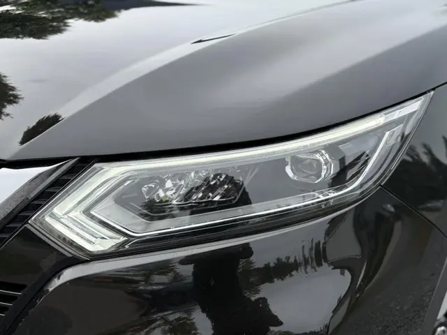 Nissan QASHQAI 1.3 DIG-T Tekna + 2020 Benzine 32