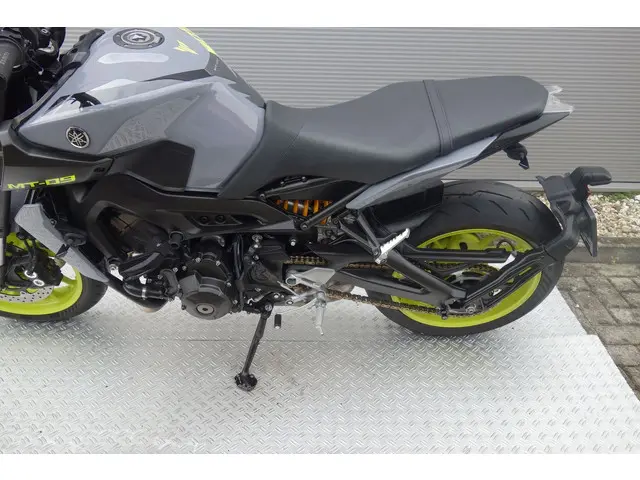 Yamaha MT 09 ABS 2017 Benzine 61