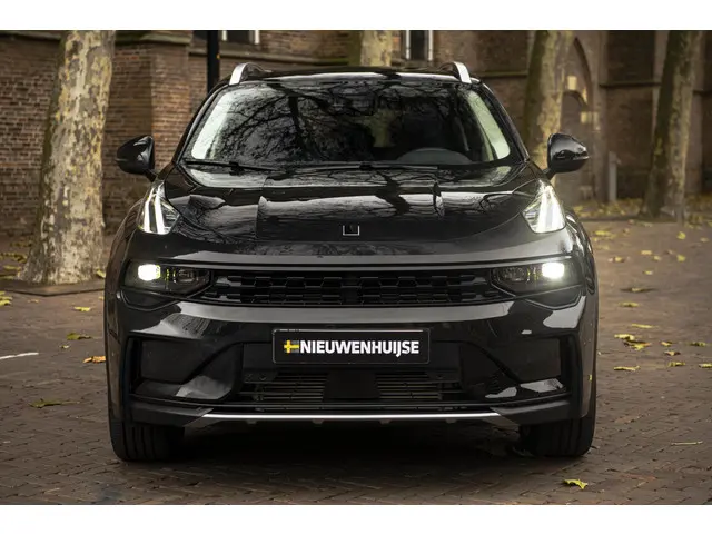 Lynk & Co 01 1.5 2025 Hybride Benzine 8