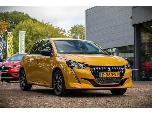 Peugeot 208 1.5 BlueHDi Allure Pack 2022 Diesel 14