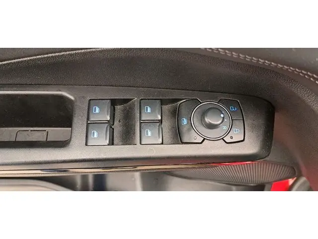 Ford Puma 1.0 EcoBoost Hybrid Titanium 2024 Benzine 8