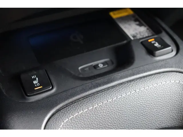 Toyota Corolla Hybrid 140 Dynamic, 2025 Hybride Benzine 9