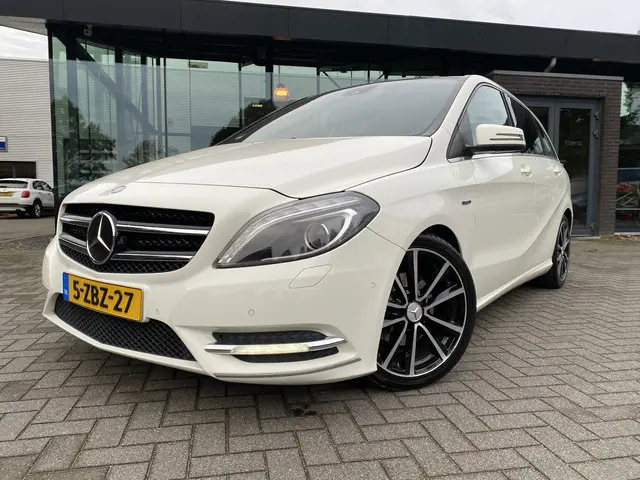 Mercedes-Benz B-Klasse 180 Prestige 2014 Benzine 5
