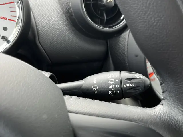 MINI Countryman 1.6 One Knockout Edition 2014 Benzine 55