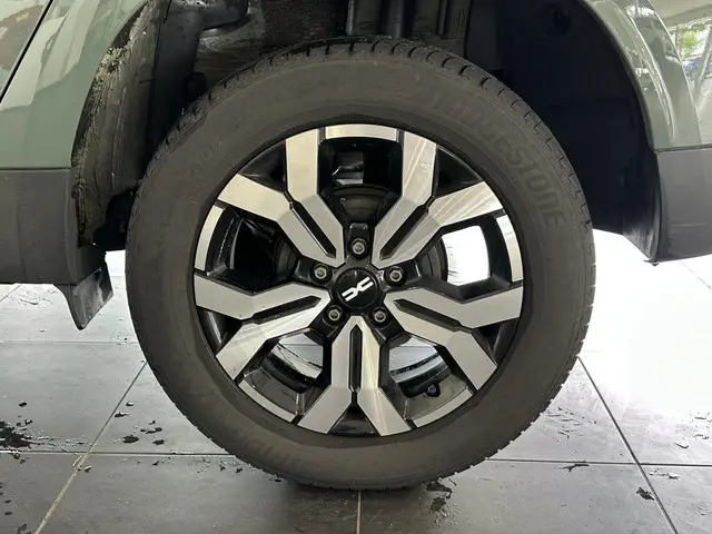 Dacia Duster 1.0 TCe 100 ECO-G Journey 2023 Benzine 25
