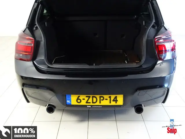 BMW 1 Serie M Sport Edition High Executive 2014 Benzine 22