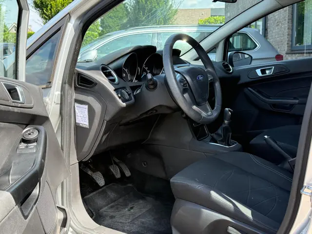 Ford Fiesta 1.0 Style|NAVI|AIRCO|5-DEURS 2015 Benzine 4