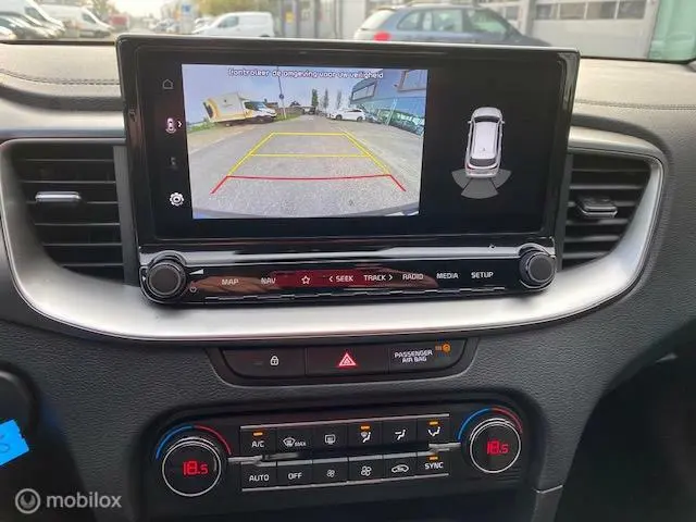 Kia Ceed Sportswagon 1.0 T-GDi DynamicLine 2022 Benzine 26