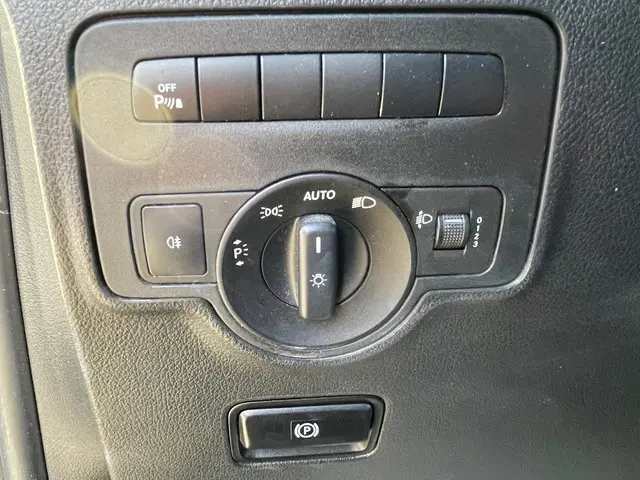 Mercedes-Benz Vito 111 CDI Extra Lang 2017 Diesel 22