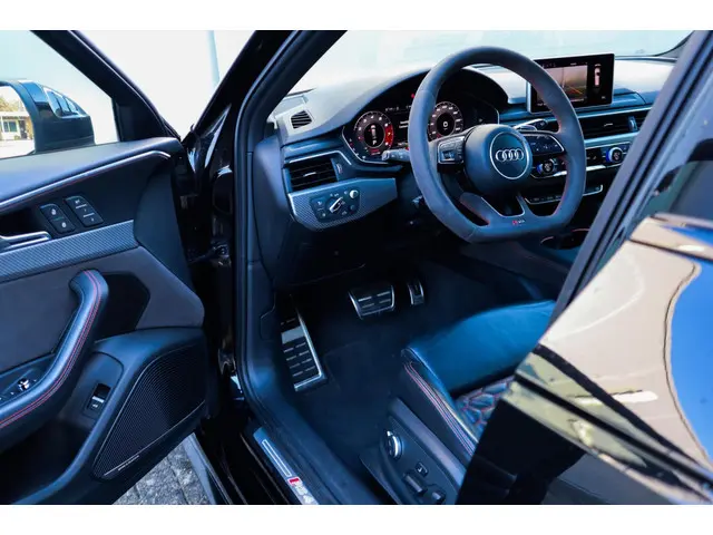 Audi RS4 A4 Avant 2.9 TFSI quattro 2018 Benzine 29