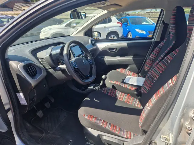 Citroën C1 1.0 e-VTi Feel Airco Navigatie 2016 Benzine 6