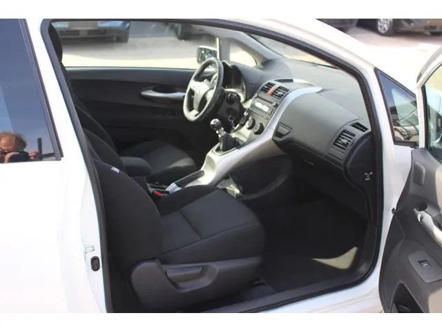 Toyota Auris 1.3 Comfort Airco! 2012 Benzine 5