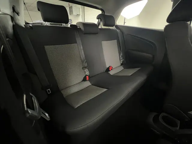 Volkswagen Polo 1.2 Easyline 2012 Benzine 10