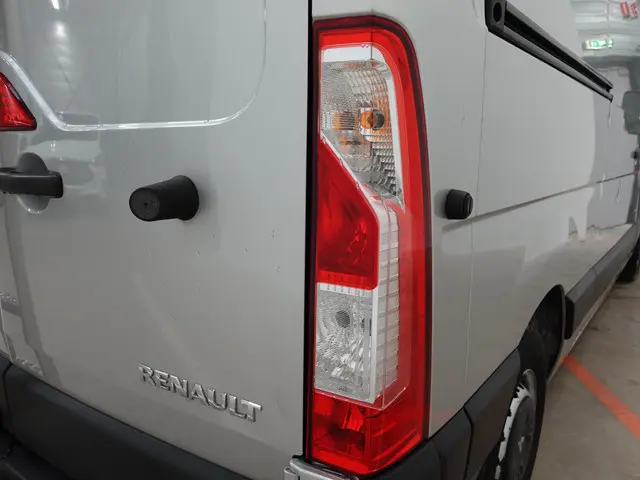 Renault Master L2H2 145PK 2020 Diesel 10