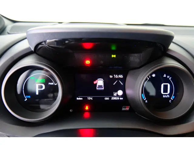 Toyota Yaris 1.5 Hybrid GR Sport 2023 Hybride Benzine 9