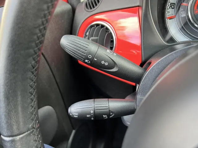 Fiat 500 0.9 TwinAir Turbo Lounge 2018 Benzine 24