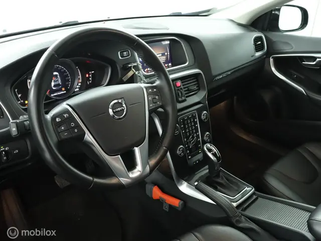 Volvo V40 Cross Country 1.5 T3 Polar+ Luxury 2019 Benzine 14