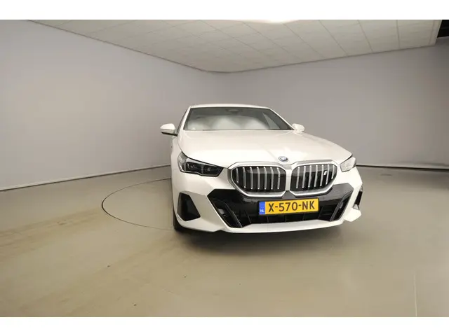 BMW i5 Sedan eDrive40 2024 Elektrisch 5