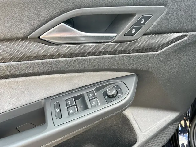 Volkswagen Golf 1.5 eTSI Style 2021 Hybride Benzine 17