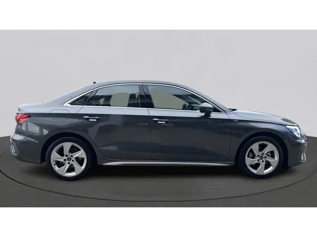 Audi A3 Limousine 30 TFSI 110Pk S Edition 2023 Benzine 4